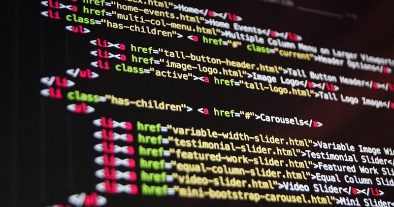 Apprendre le HTML et le CSS quand on débute : le guide simple